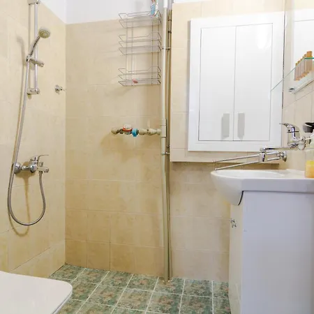 2 Bdr Sweet Apartament Sofia